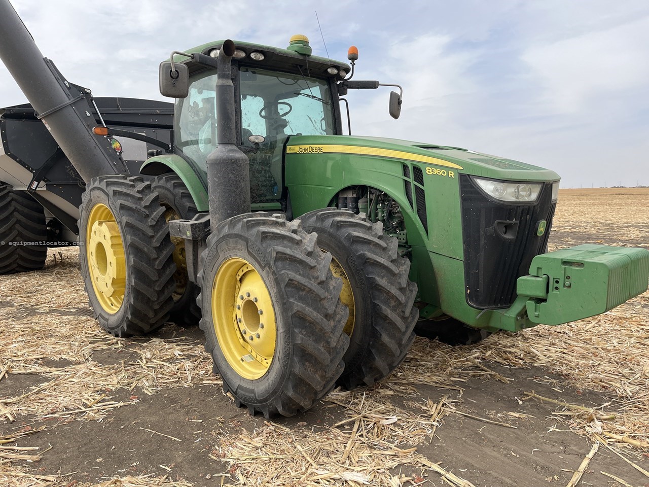 2012 John Deere 8360R Image 10