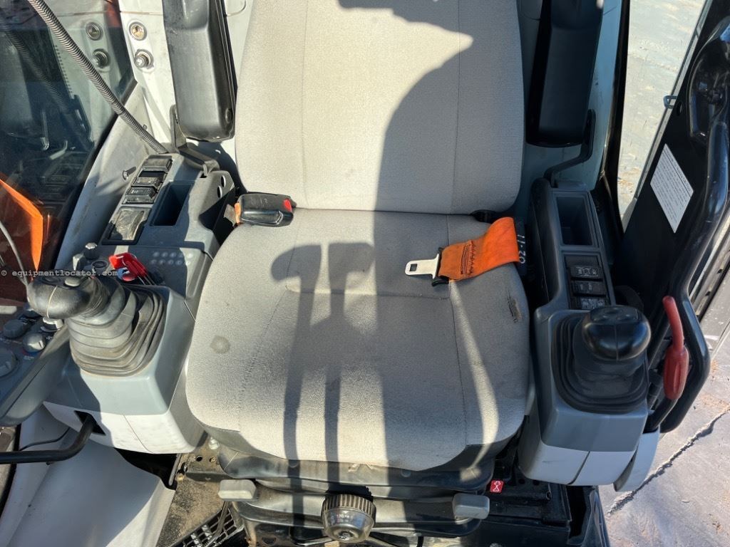 2021 Hitachi 135G Image 10