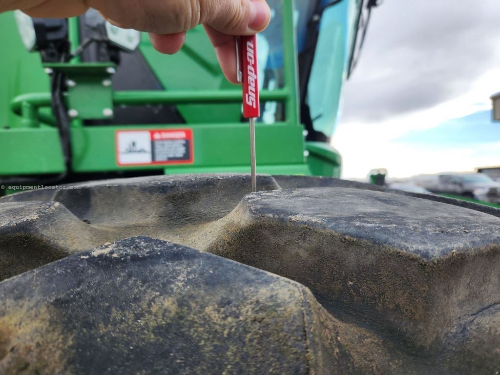 2023 John Deere W260R Image 10