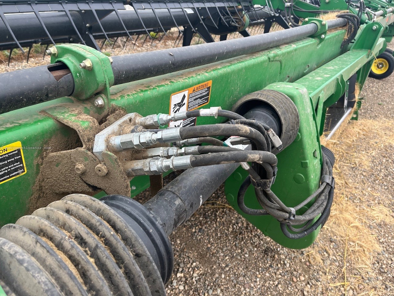 2013 John Deere 640D Image 10