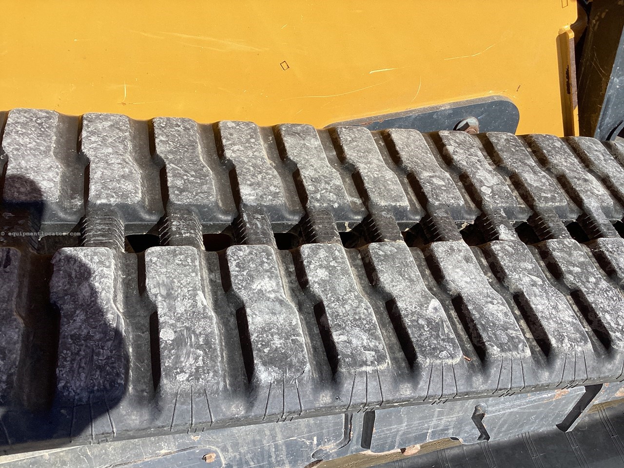 2024 John Deere 333G Image 10