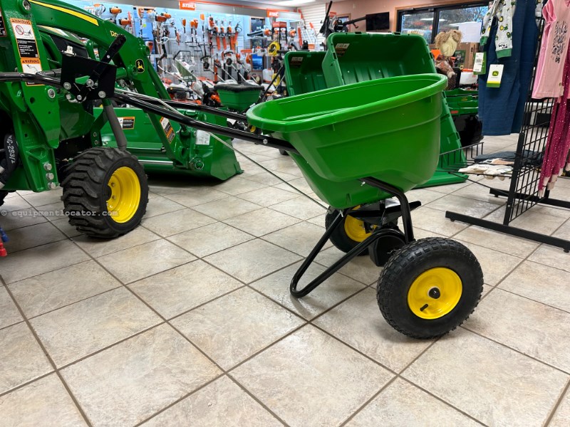 John Deere 130 LBS . – Push Broadcast Spreader - LP67699 Image 4