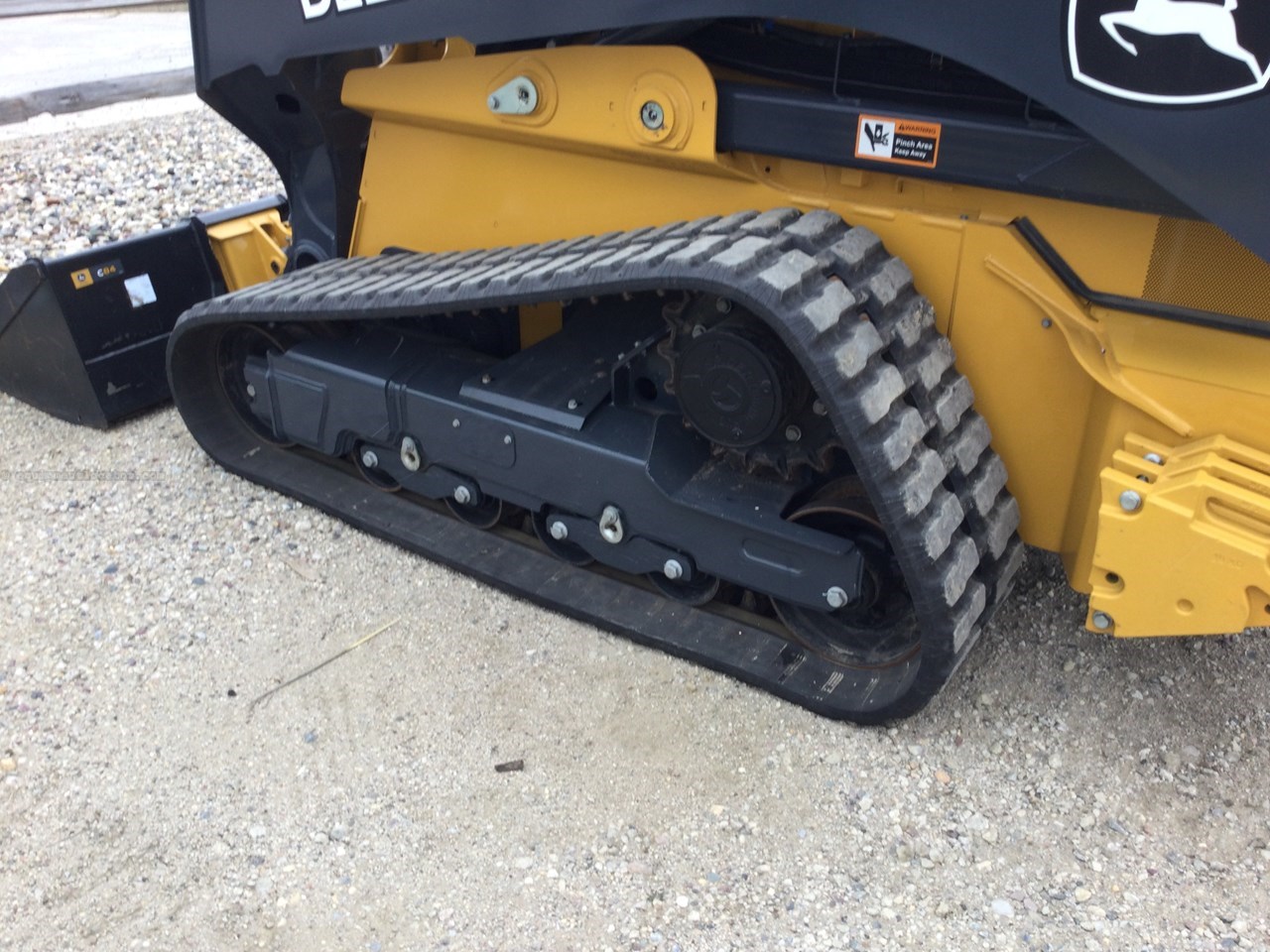 2023 John Deere 333G Image 5