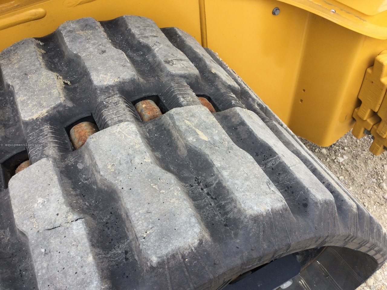 2023 John Deere 333G Image 15