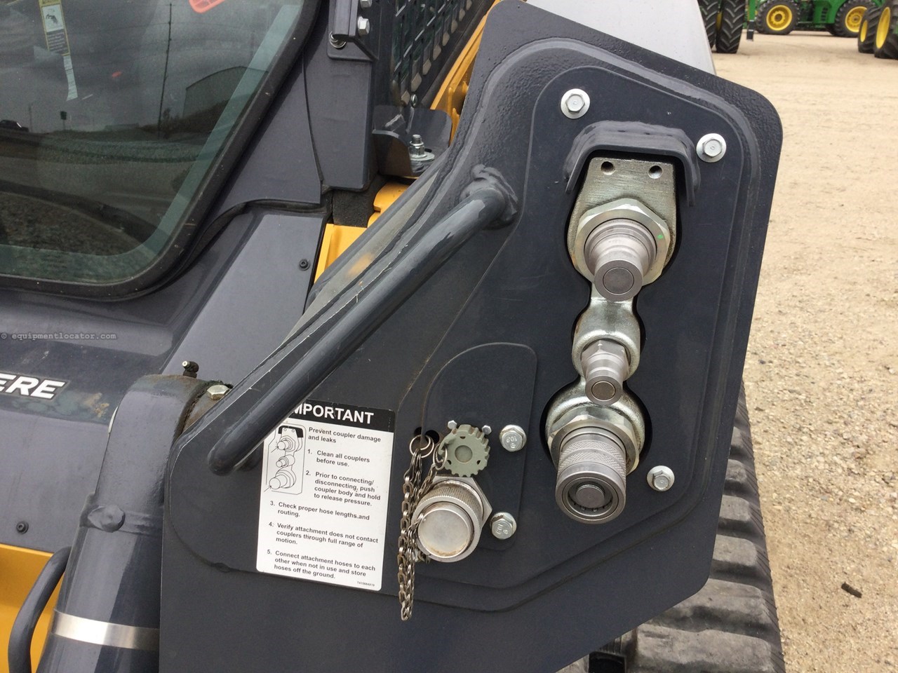 2023 John Deere 333G Image 19