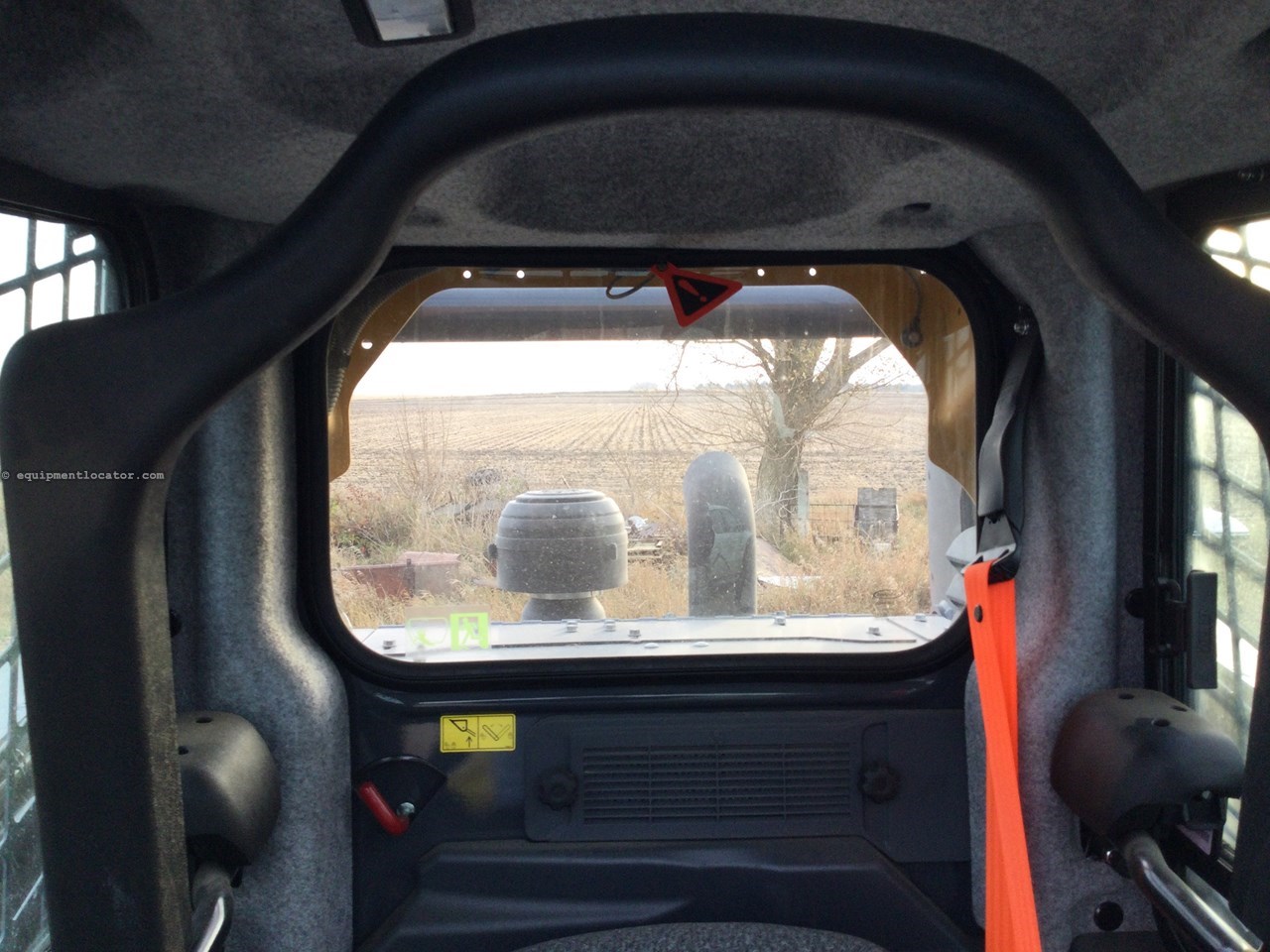 2023 John Deere 333G Image 32