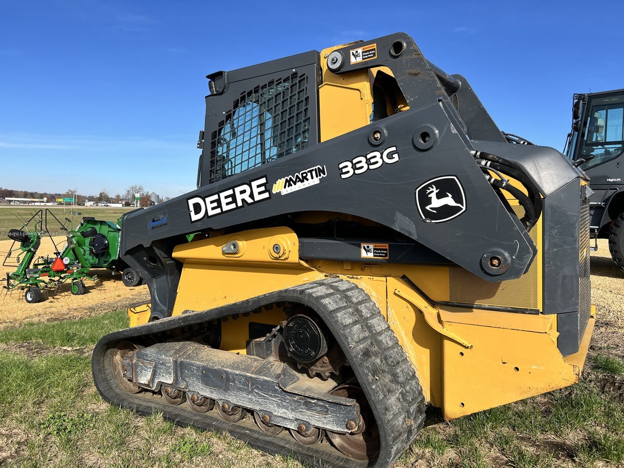 2019 John Deere 333G Image 4