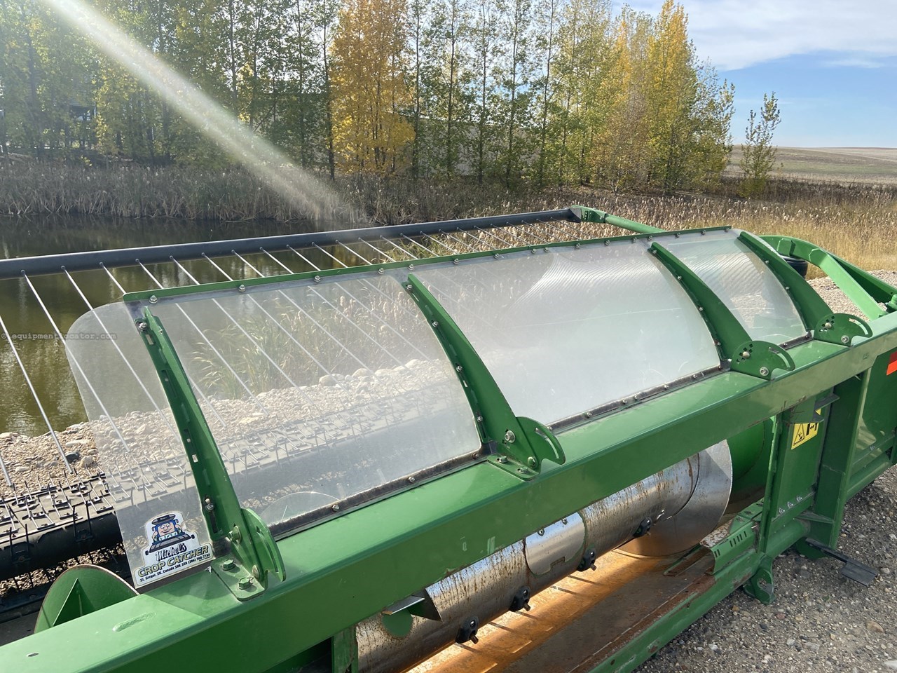 2016 John Deere 615P Image 10