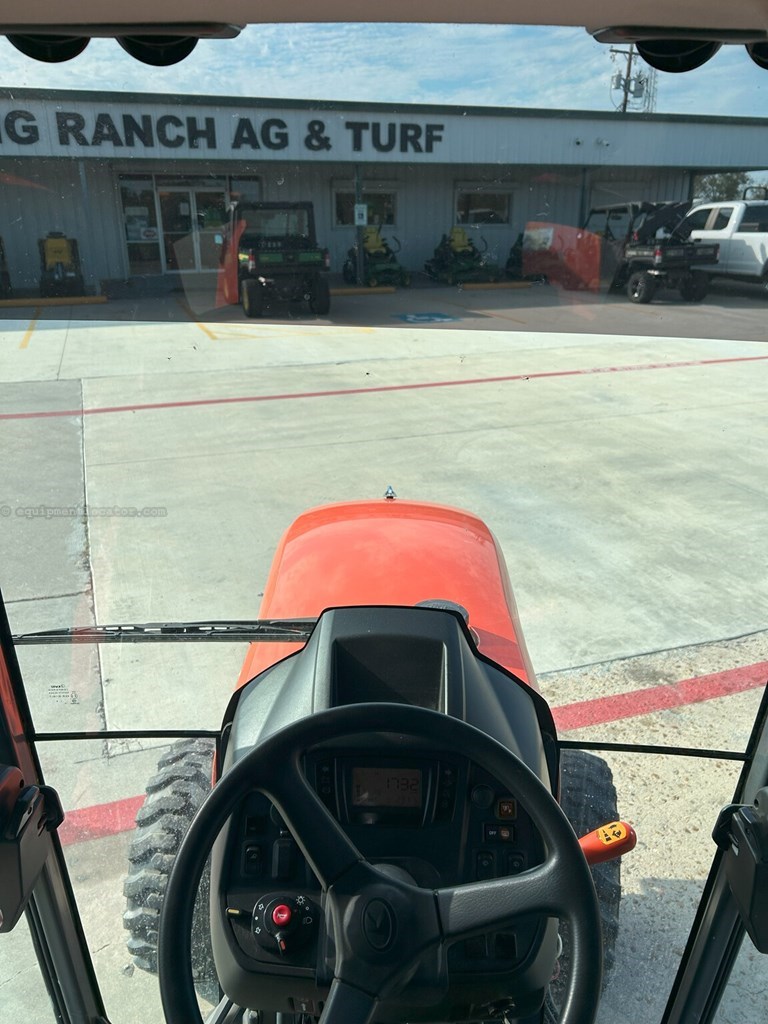 2022 Kubota LX2610 Image 10