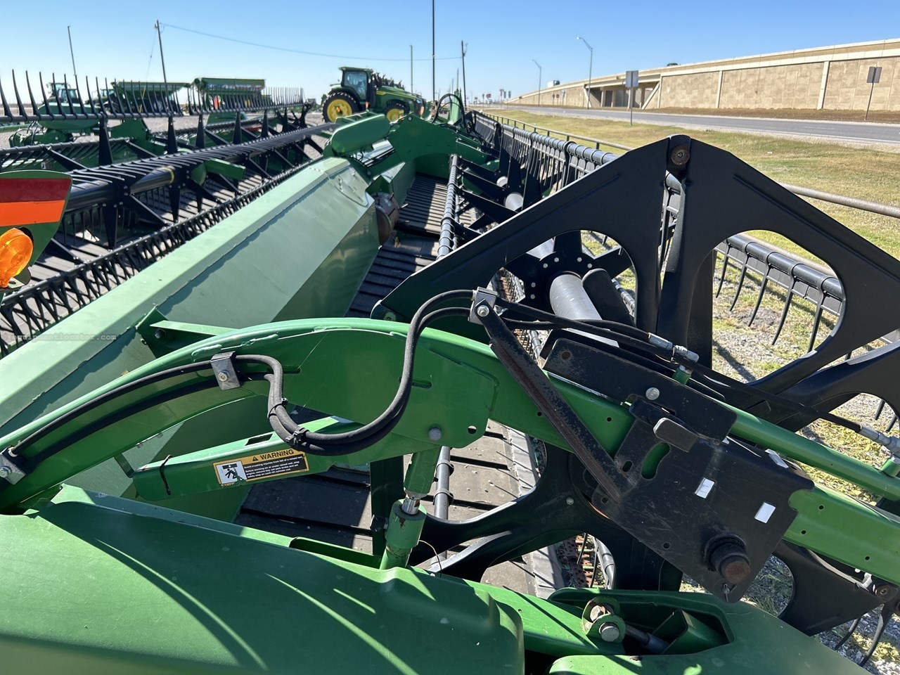 2013 John Deere 640FD Image 10