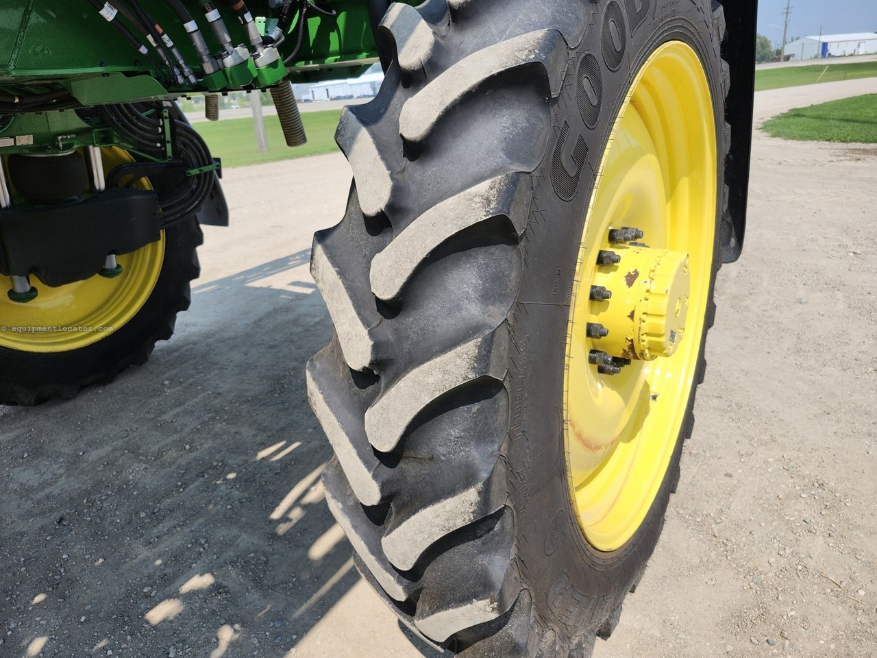 2024 John Deere 412R Image 24