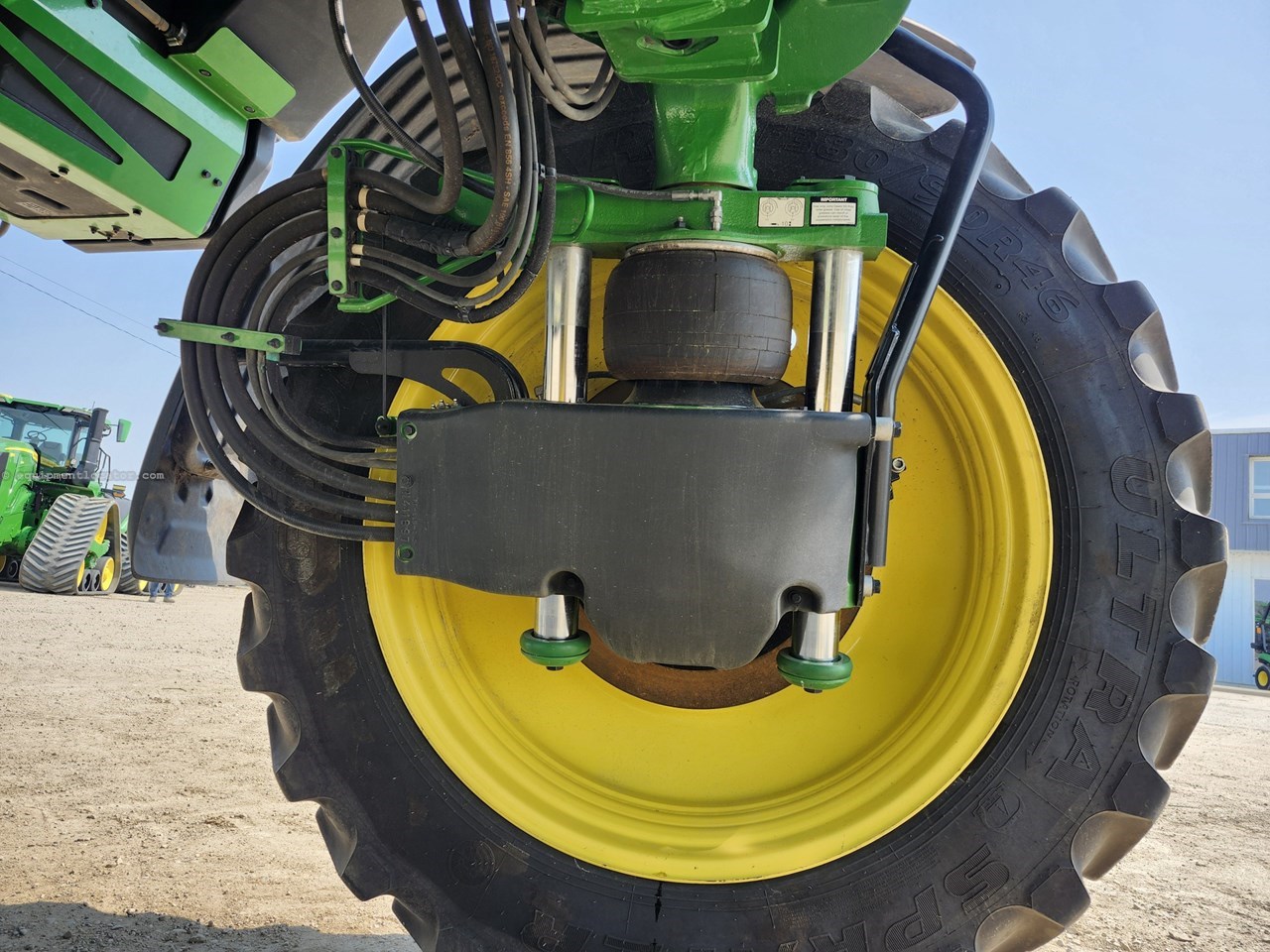 2024 John Deere 412R Image 29