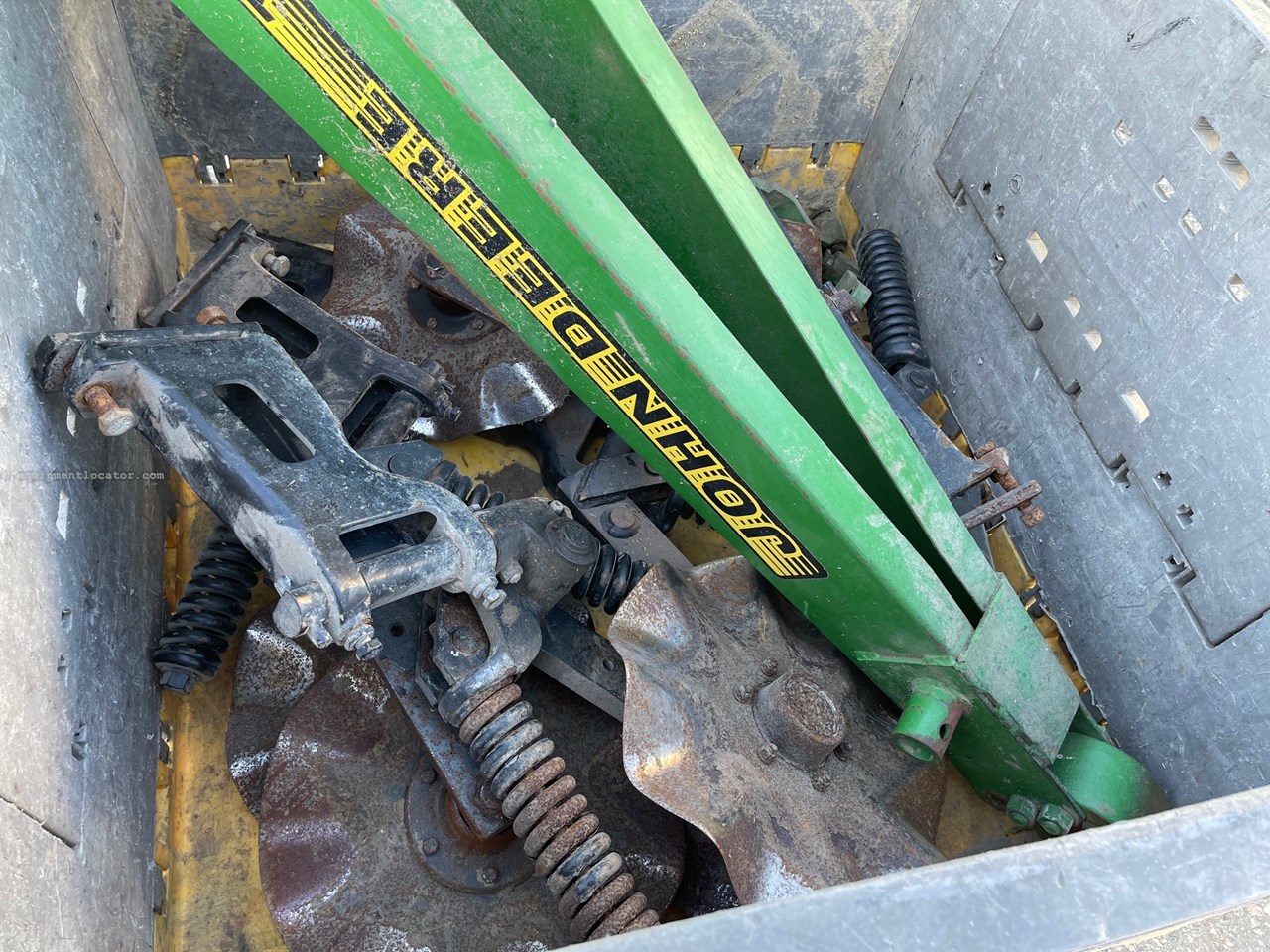 John Deere 1750 Image 10