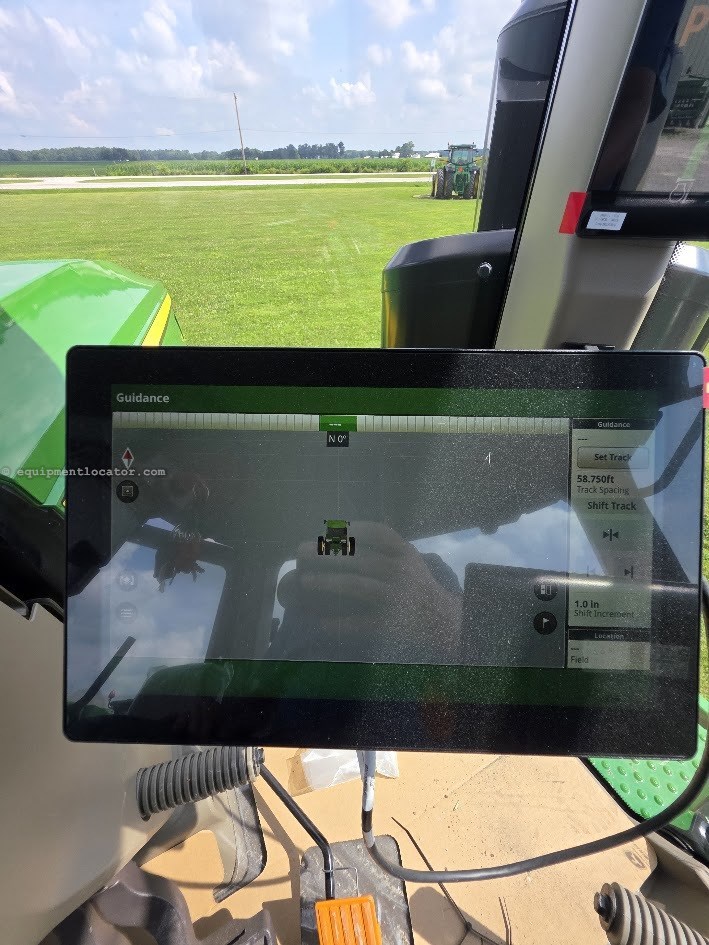 2024 John Deere 8R 410 Image 10