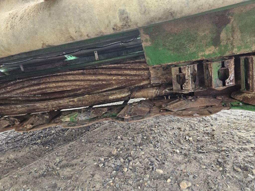 2022 John Deere W260R Image 10