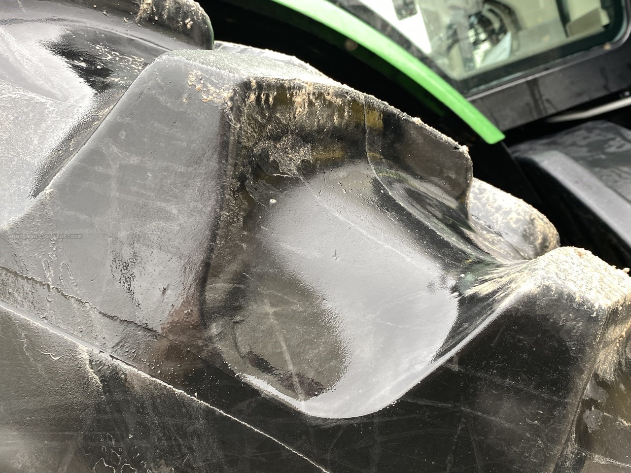 2013 John Deere 8285R Image 10