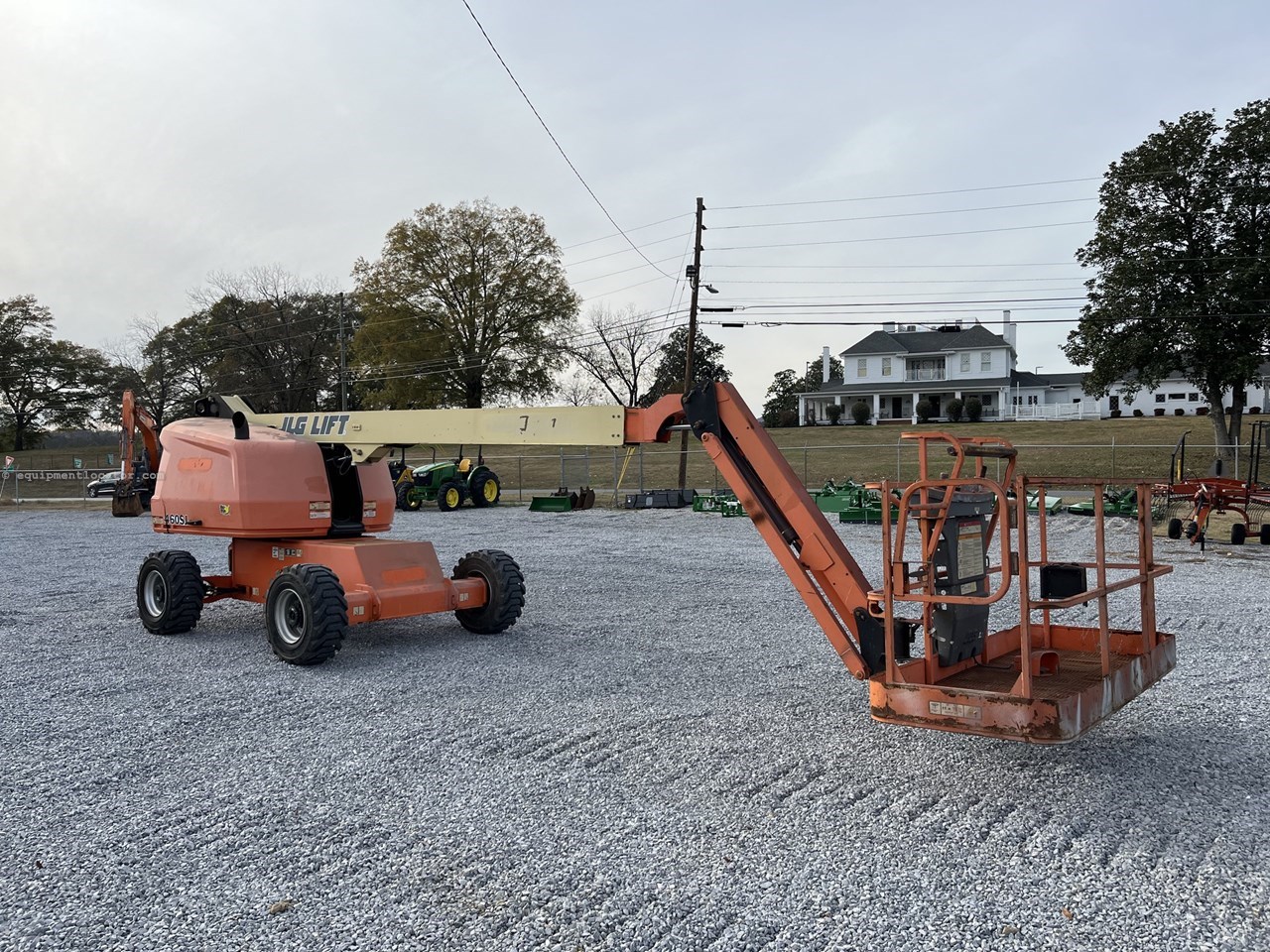 2018 JLG 460SJ Image 2