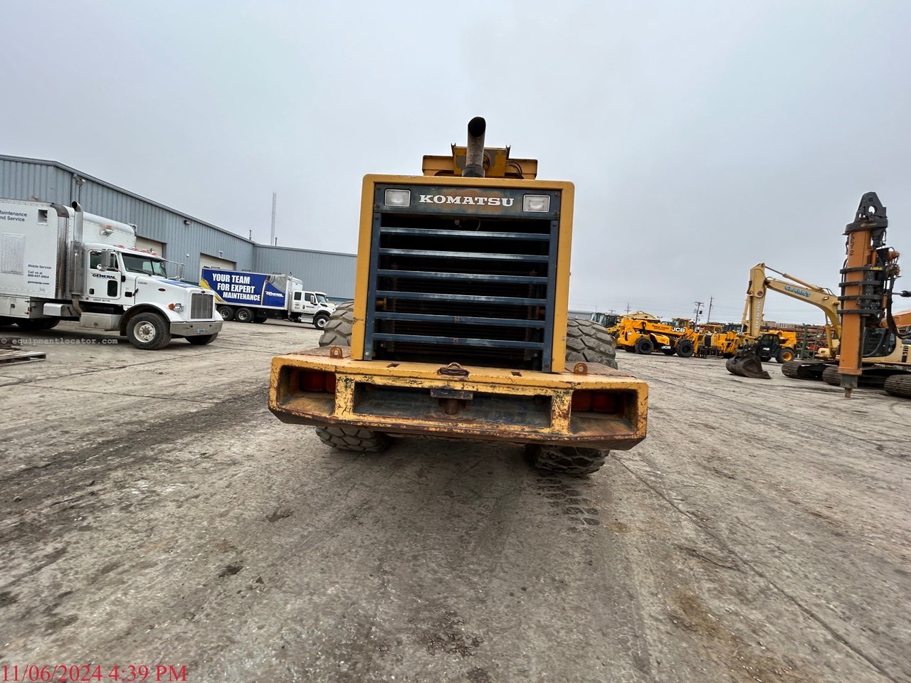 1987 Komatsu WA500-1 Image 4