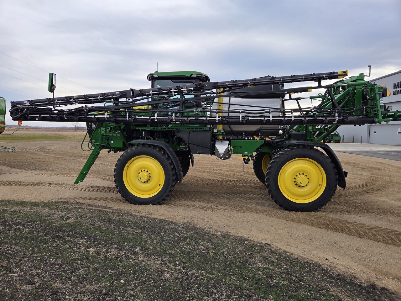 2024 John Deere 412R Image 10