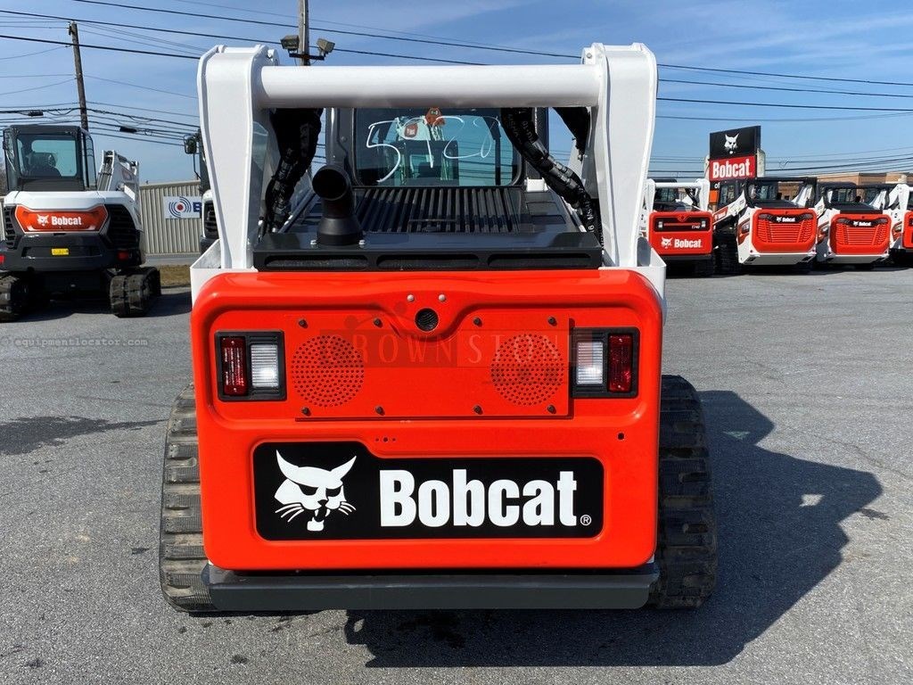 Bobcat T770 Roller Suspension Image 4