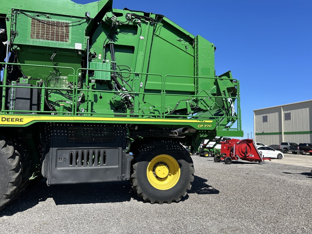 2022 John Deere CP770 Image 10