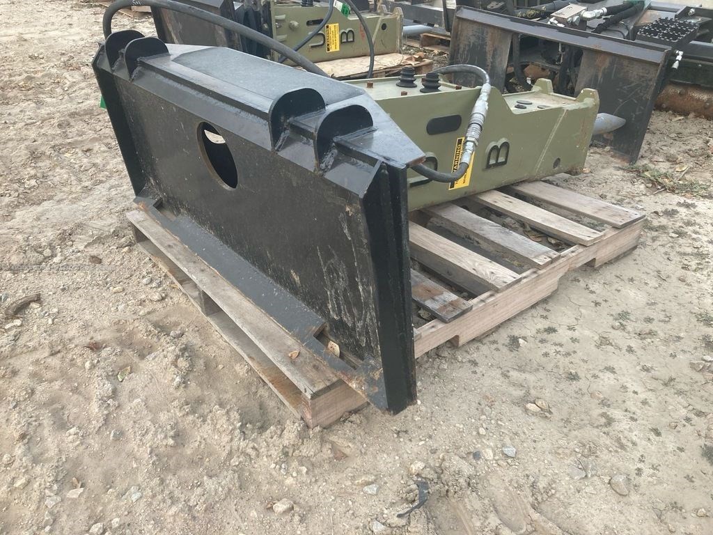 2023 UB UB405 Image 4