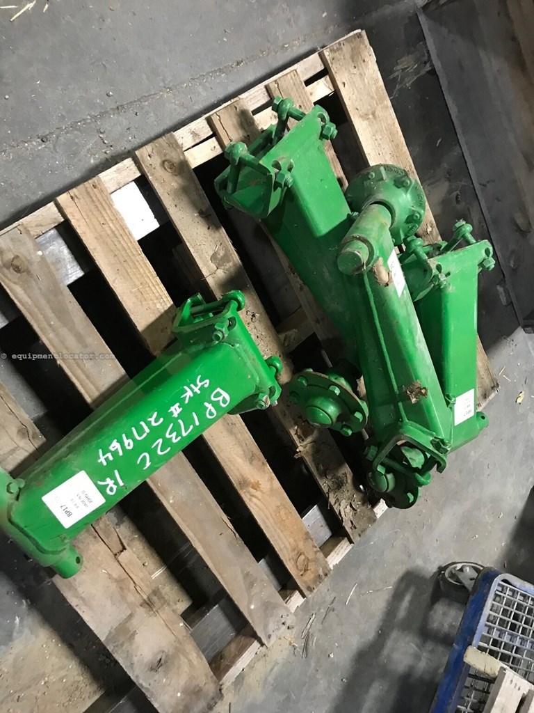 John Deere NEW BP17320 HUB/AXLE ASS'M Image 5