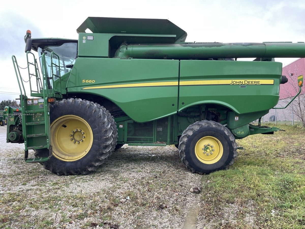 2013 John Deere S660 Image 2