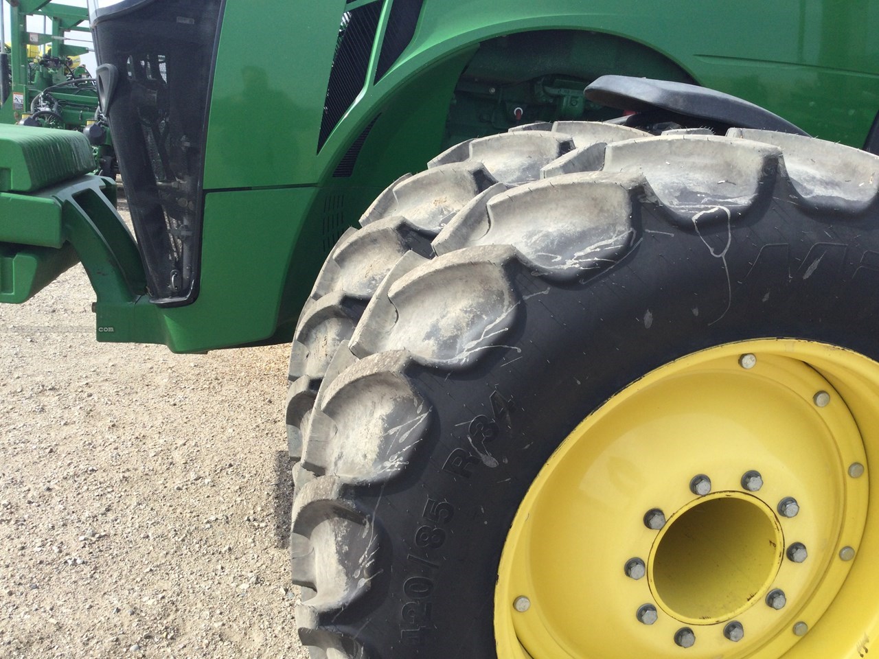 2019 John Deere 8370R Image 10