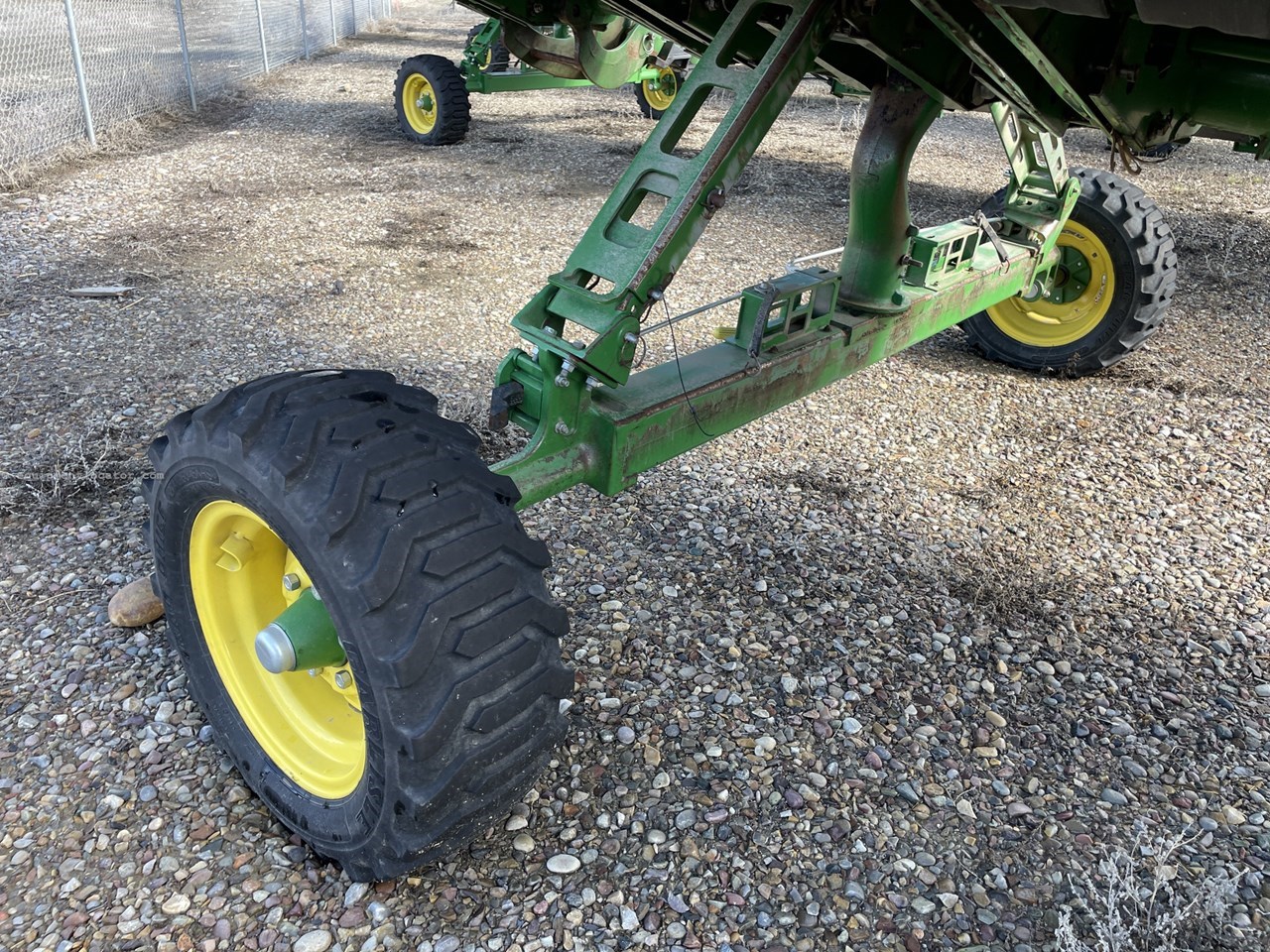 2023 John Deere HD45F Image 20