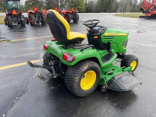 John Deere X740 Image 3