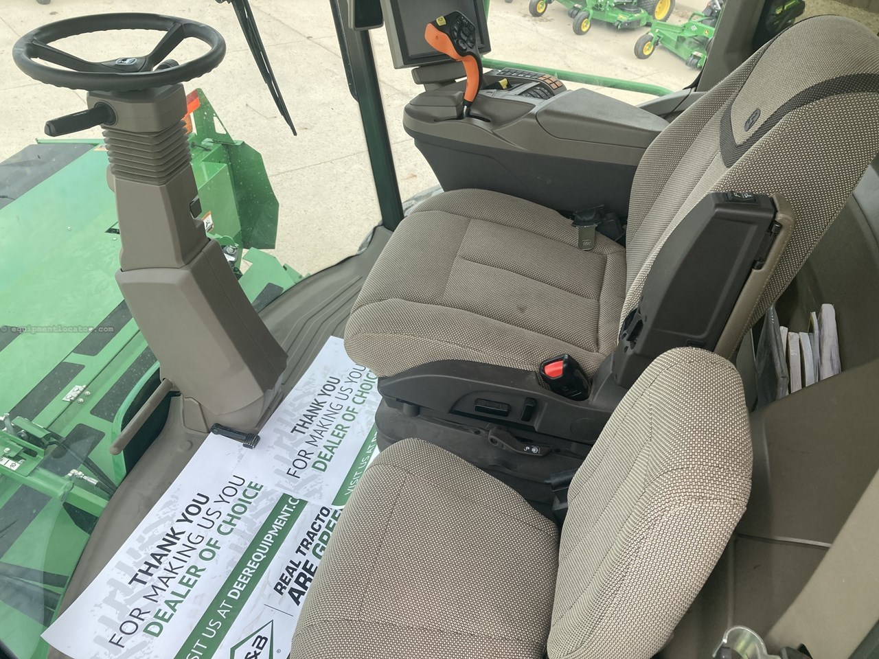 2023 John Deere W235R Image 10