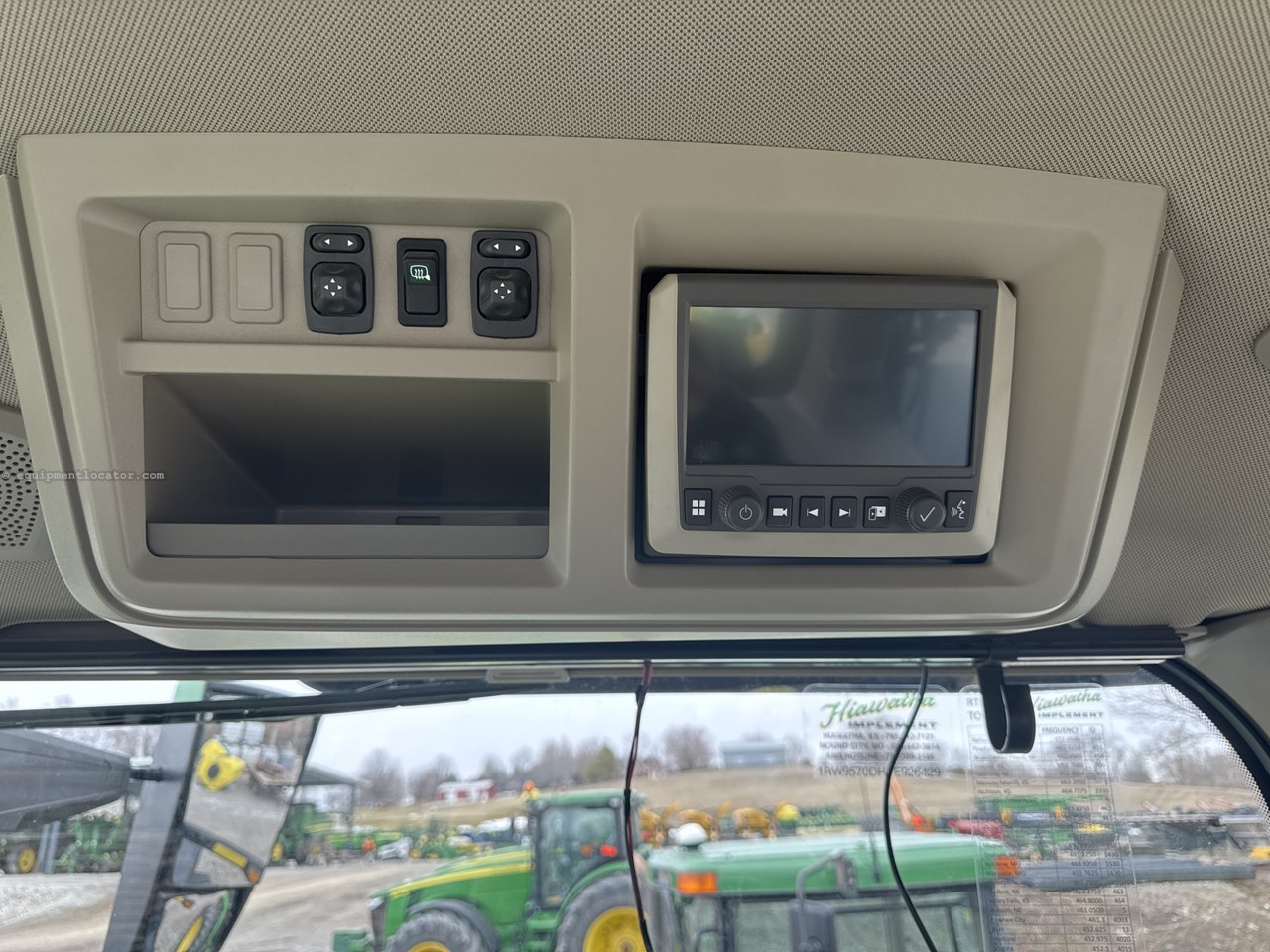 2023 John Deere 9RT 570 Image 10