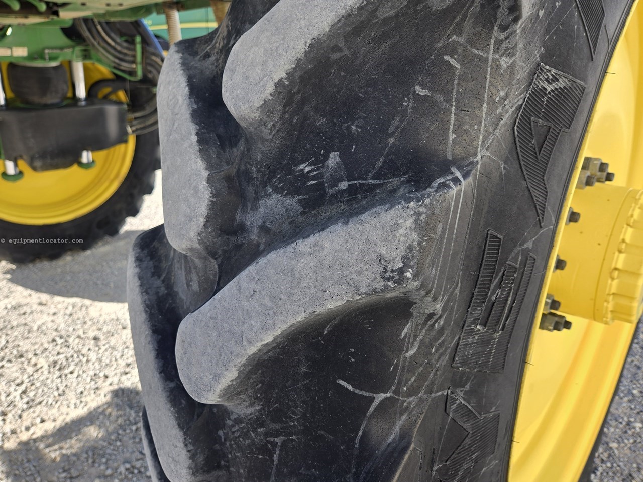 2024 John Deere 412R Image 21