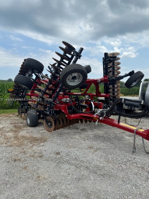 2024 Case IH 335VT Barracuda Image 10