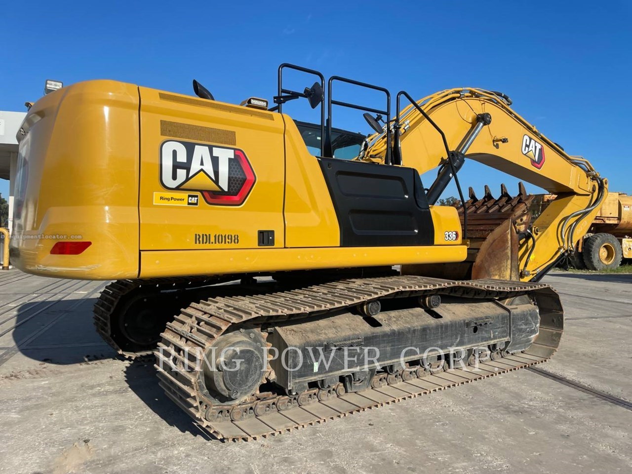 2023 Caterpillar 336HYDTHUM Image 4