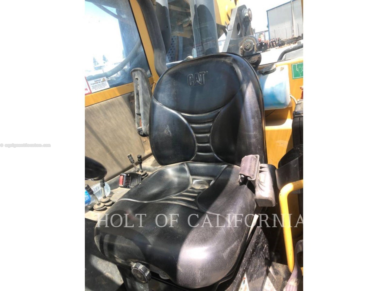 2011 Caterpillar TL1255 Image 6