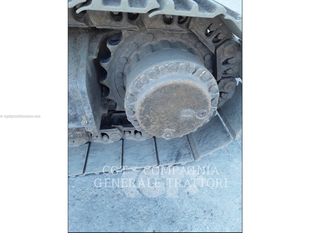 2017 Caterpillar 330F Image 8