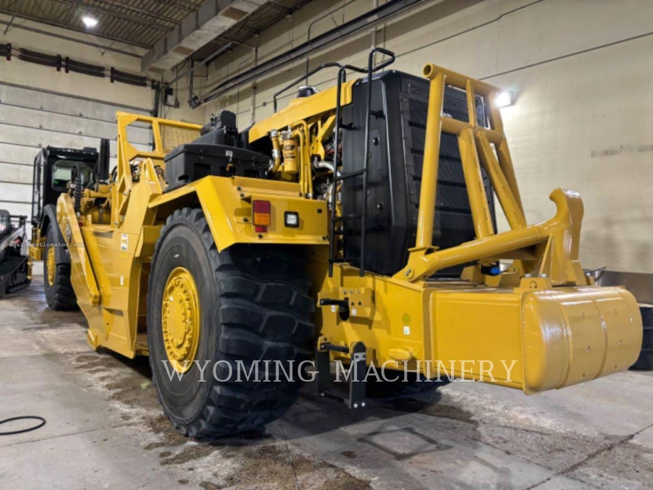 2024 Caterpillar 627 Image 4