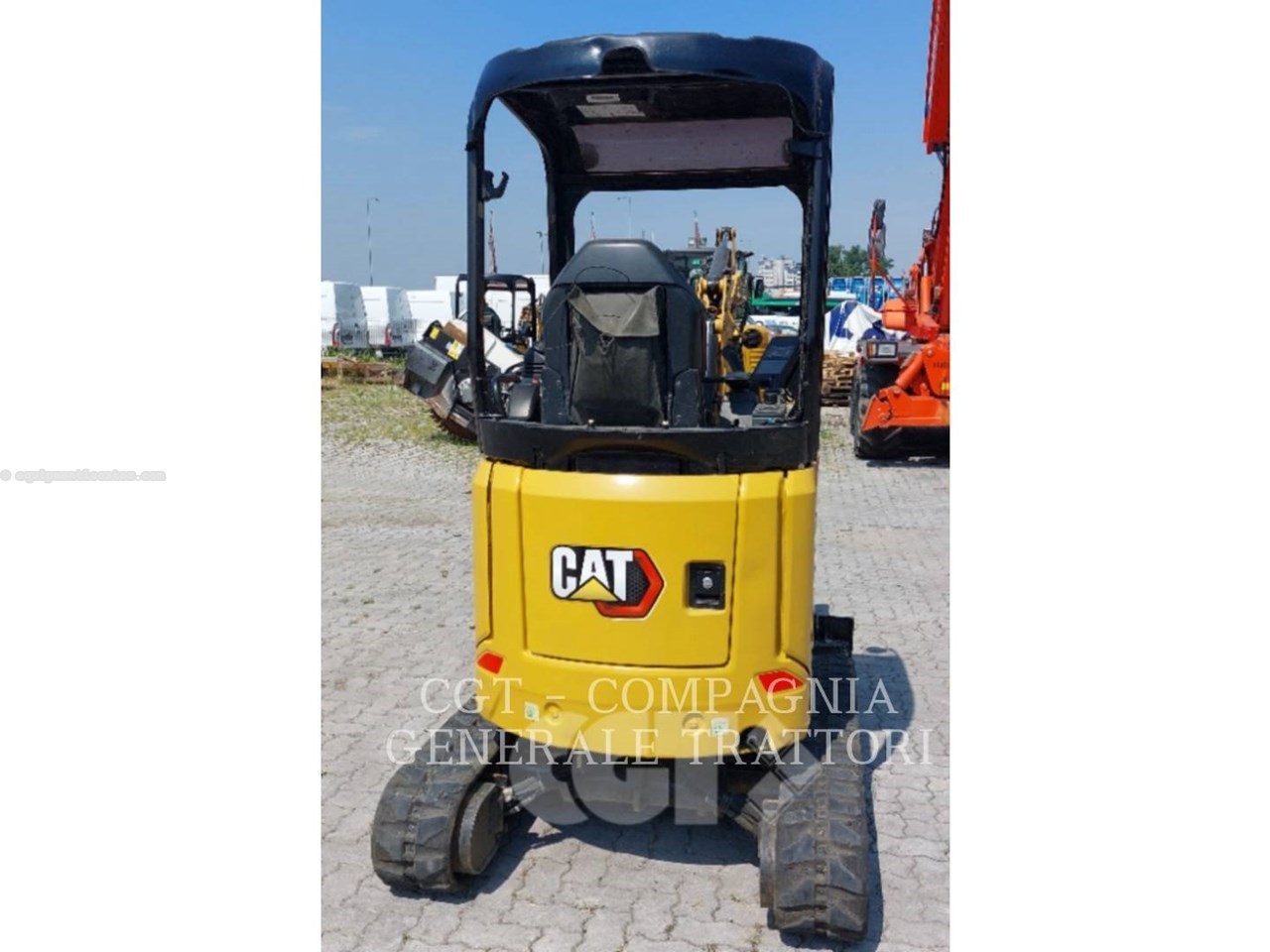 2019 Caterpillar 301.7 Image 7