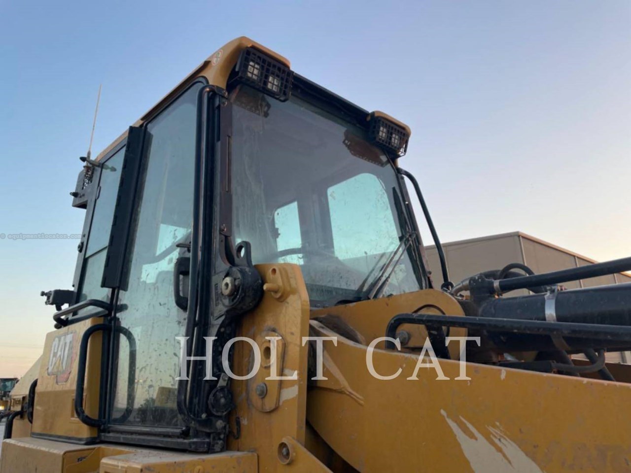 2022 Caterpillar 973K Image 7