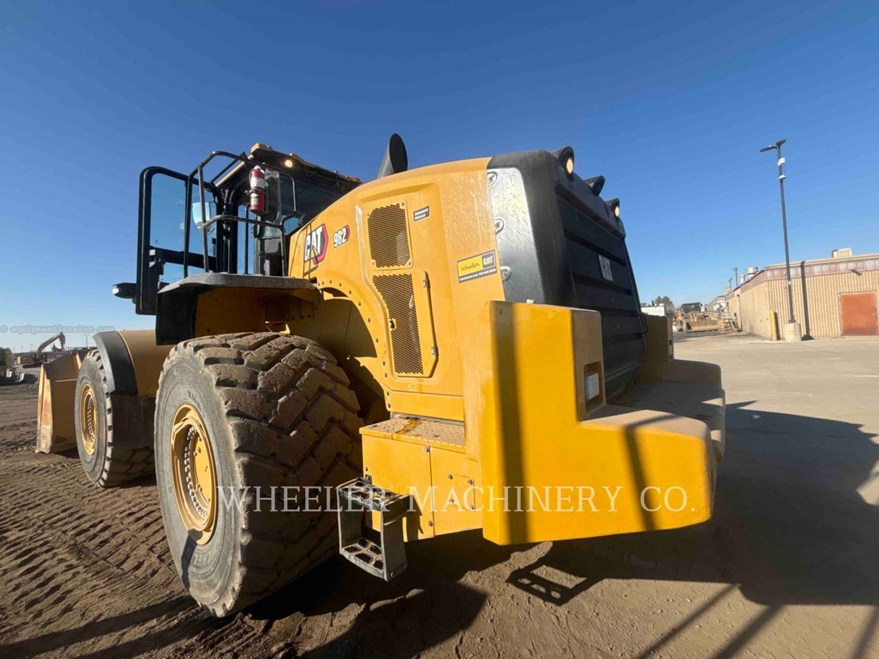 2024 Caterpillar 982 Image 4