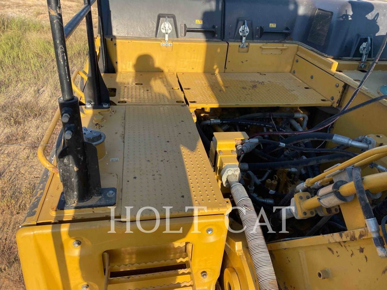 2020 Caterpillar 349FL Image 10