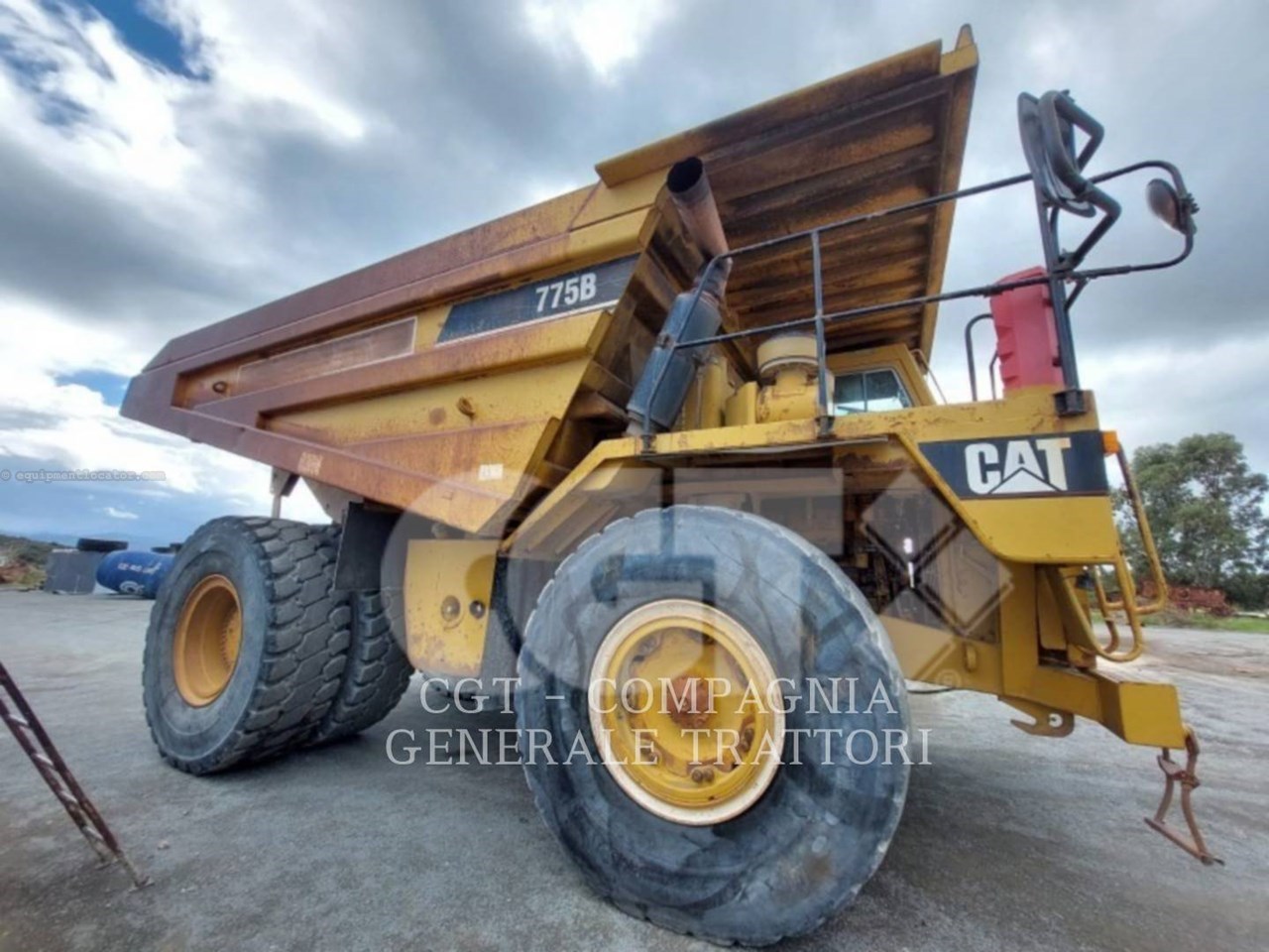 1995 Caterpillar 775B Image 2