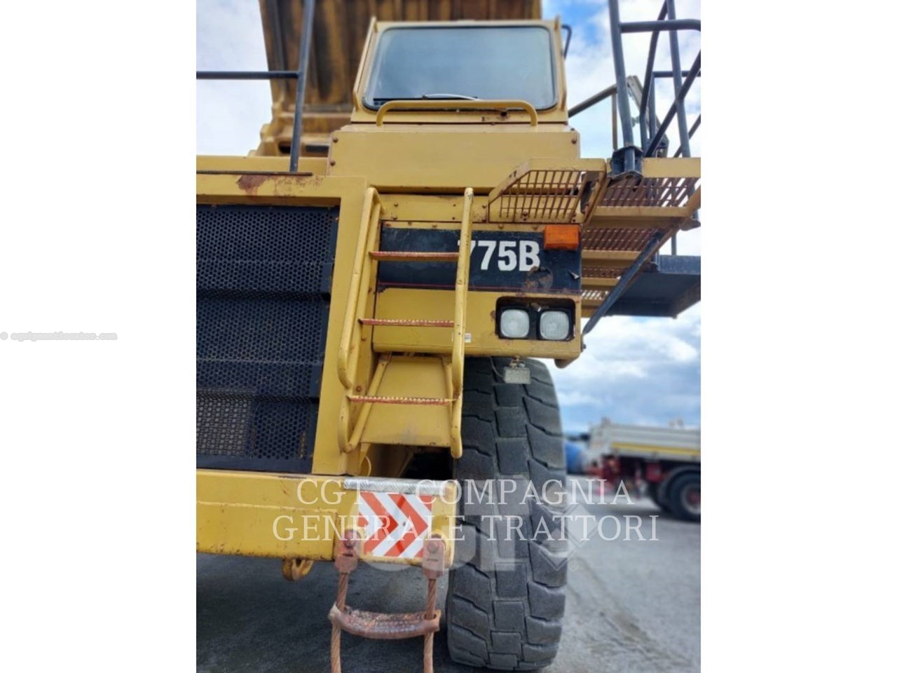 1995 Caterpillar 775B Image 4