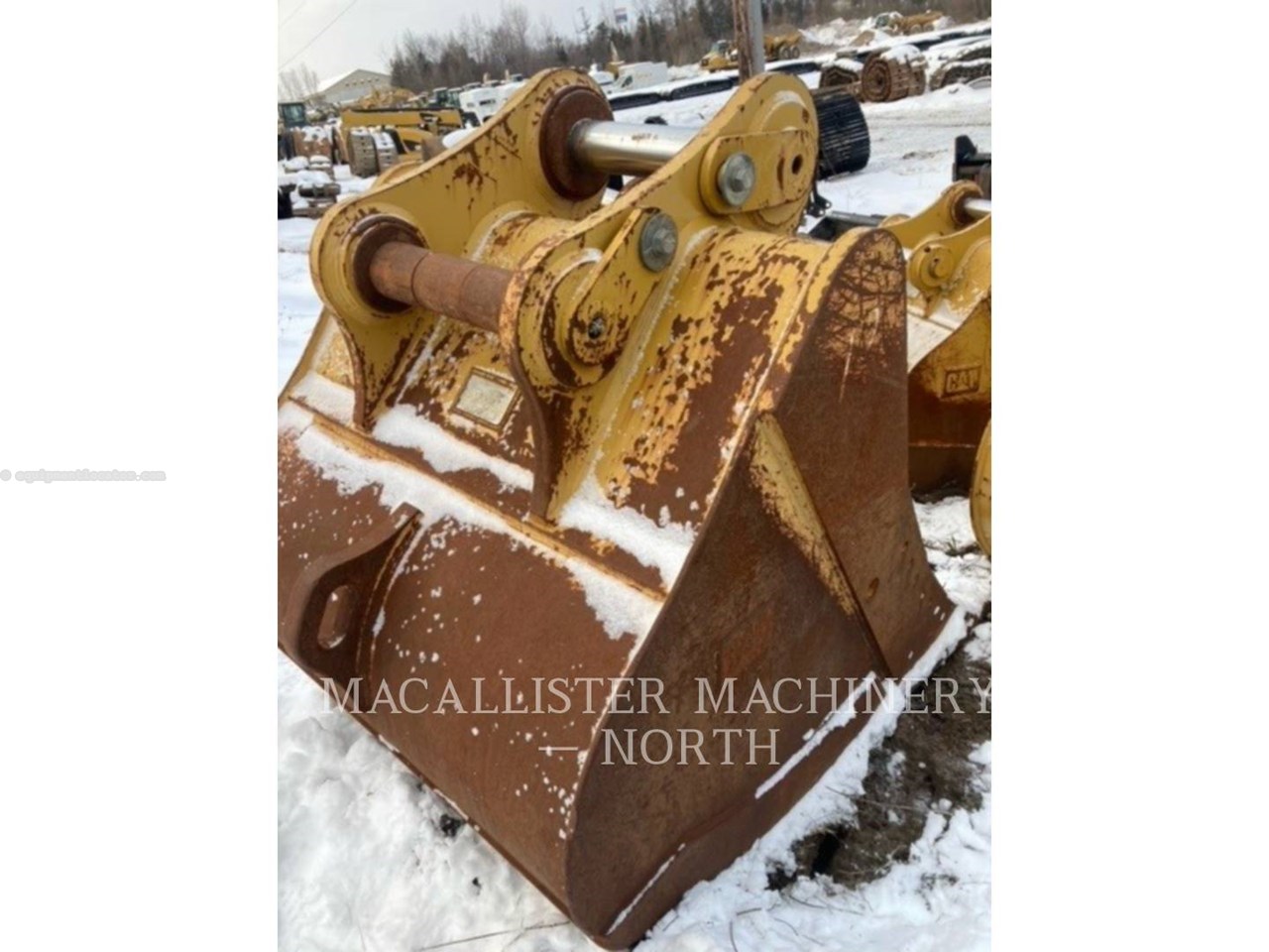 2017 Caterpillar TB 54" HDBKT Image 4