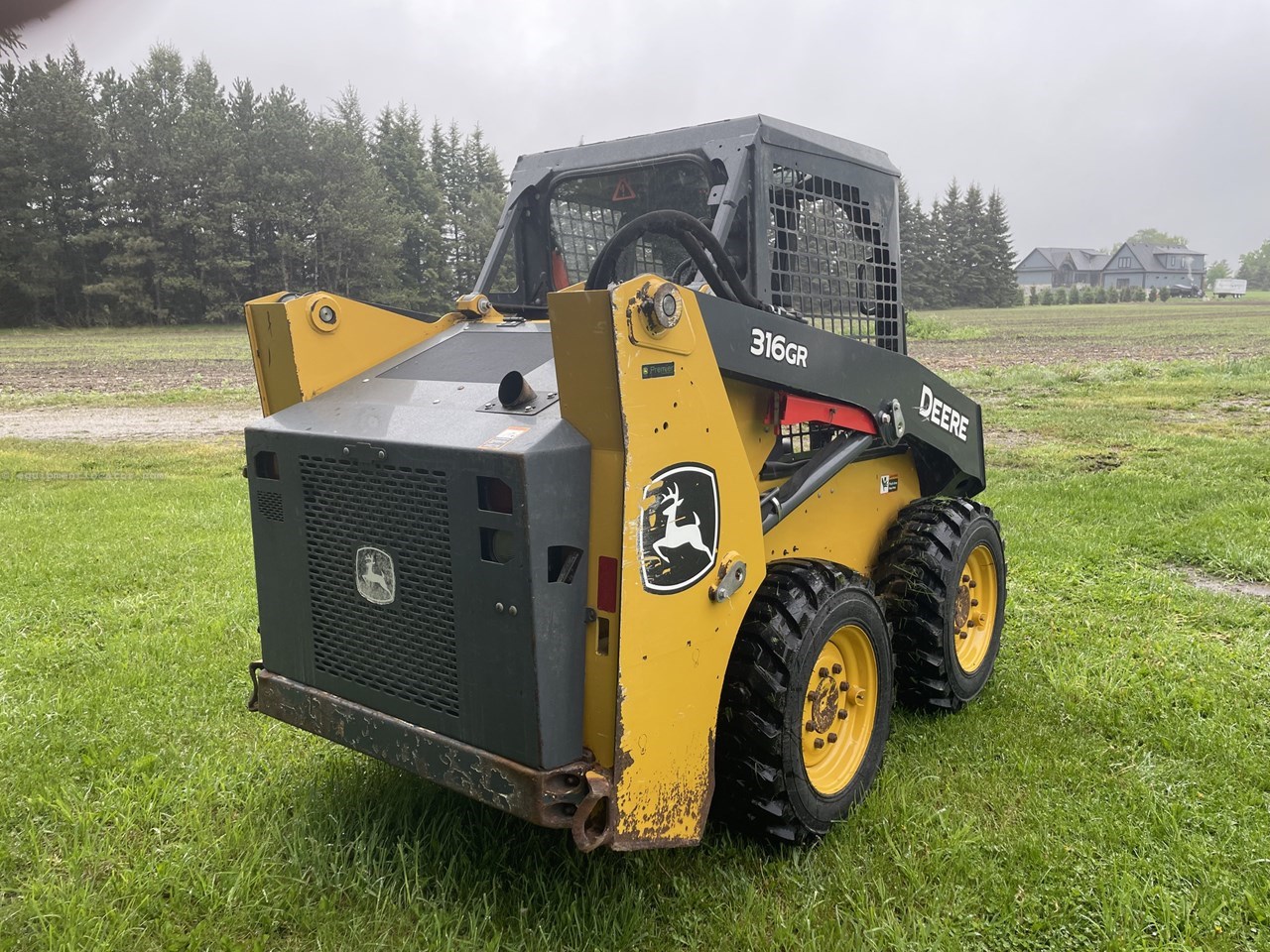 2021 John Deere 316GR Image 4