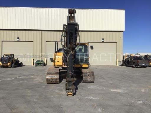 2022 John Deere 210G LC Image 8