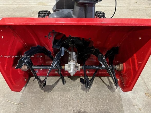 2014 Toro Power Max 826 Image 3