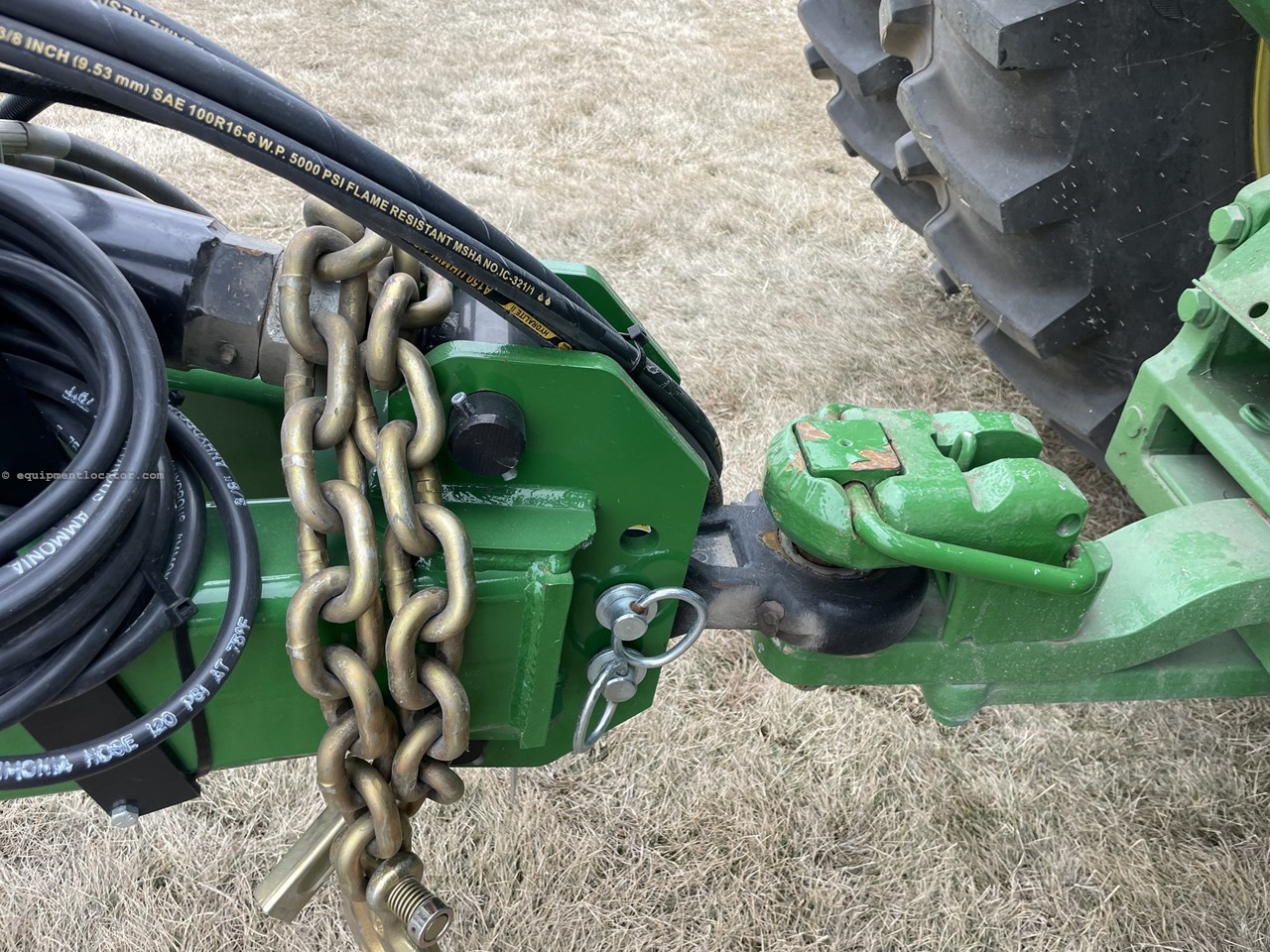 2024 Unverferth 2500 17R30 Image 9